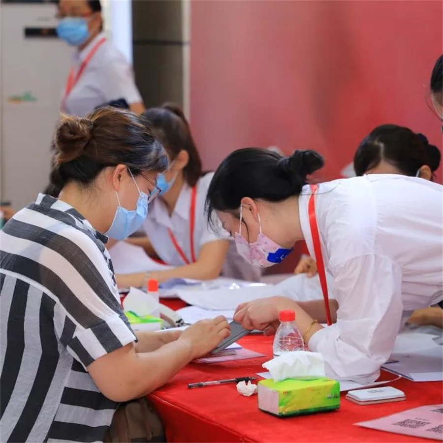 鸿运国际 - 鸿运国际7月 | 同心筑梦 锐意前行