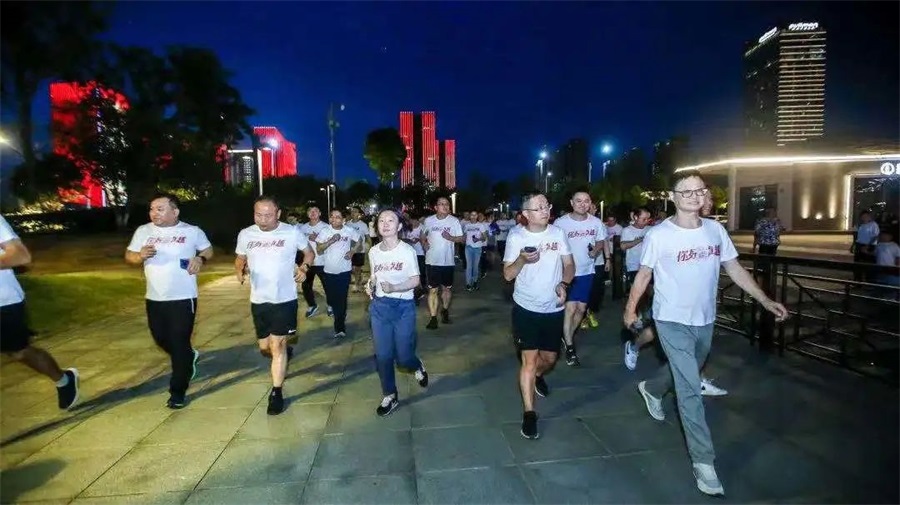 鸿运国际 - 鸿运国际7月 | 同心筑梦 锐意前行