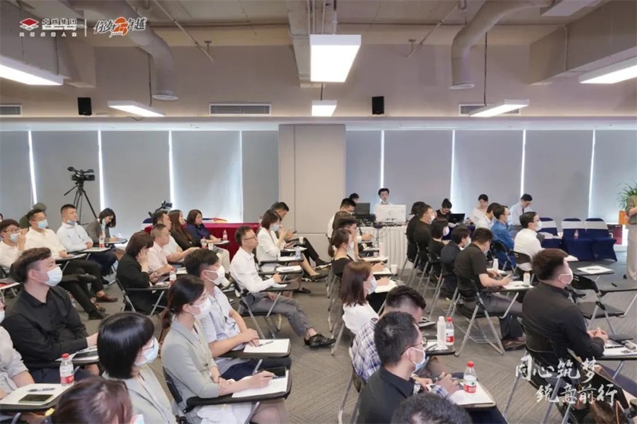 鸿运国际 - 鸿运国际7月 | 同心筑梦 锐意前行